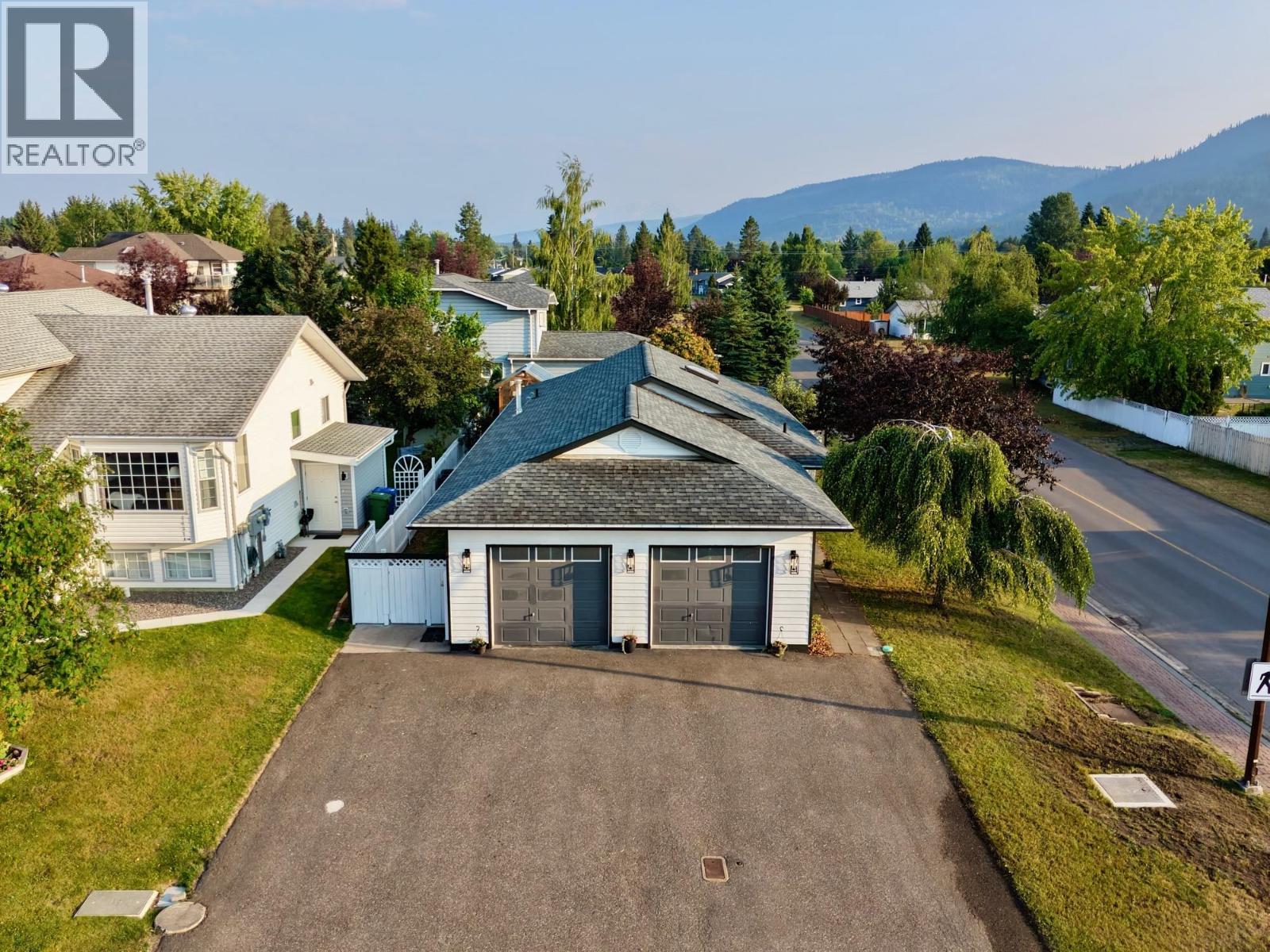 1411 Driftwood Crescent, Smithers, British Columbia  V0J 2N0 - Photo 2 - R3148888