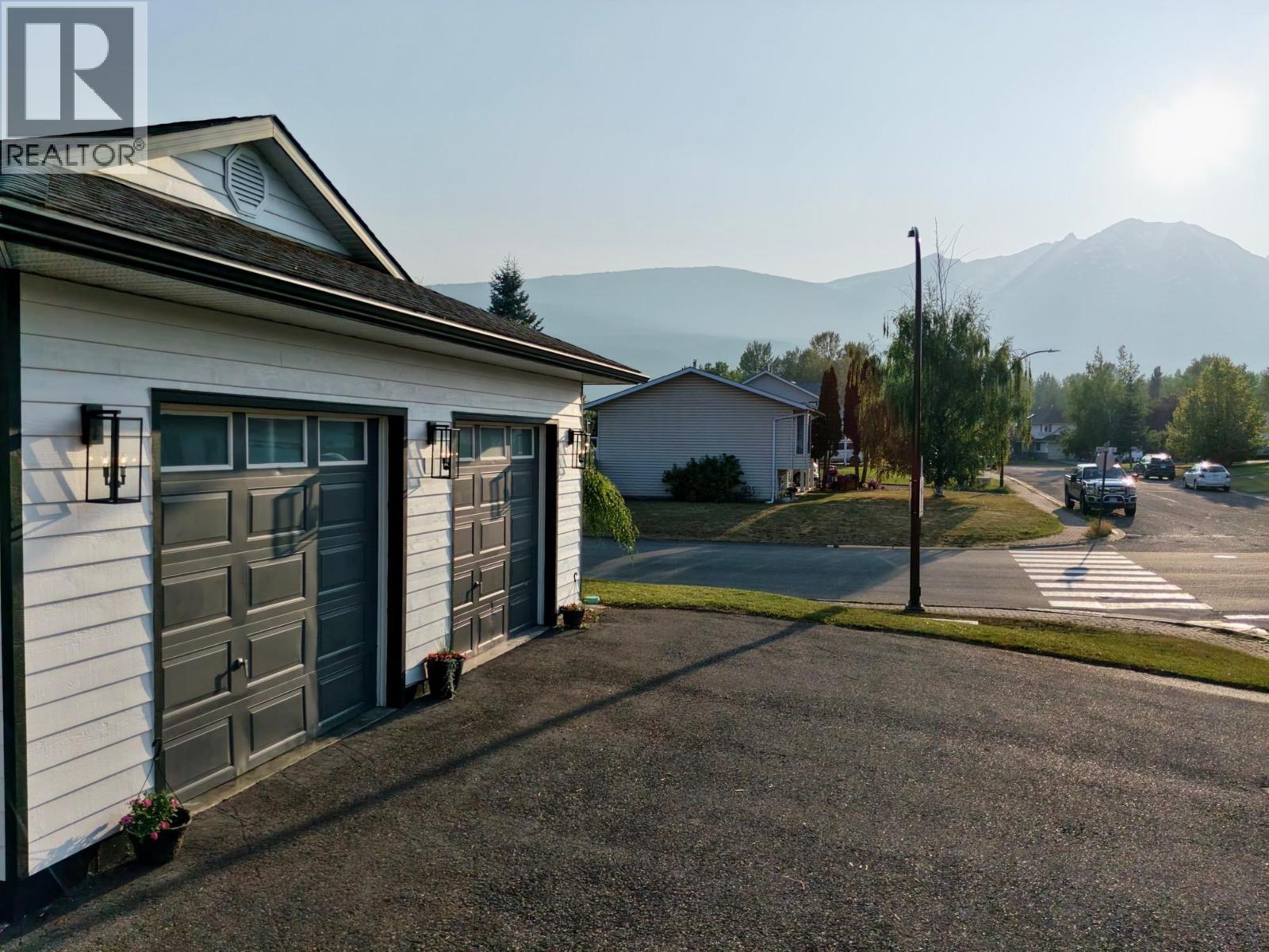 1411 Driftwood Crescent, Smithers, British Columbia  V0J 2N0 - Photo 38 - R3148888