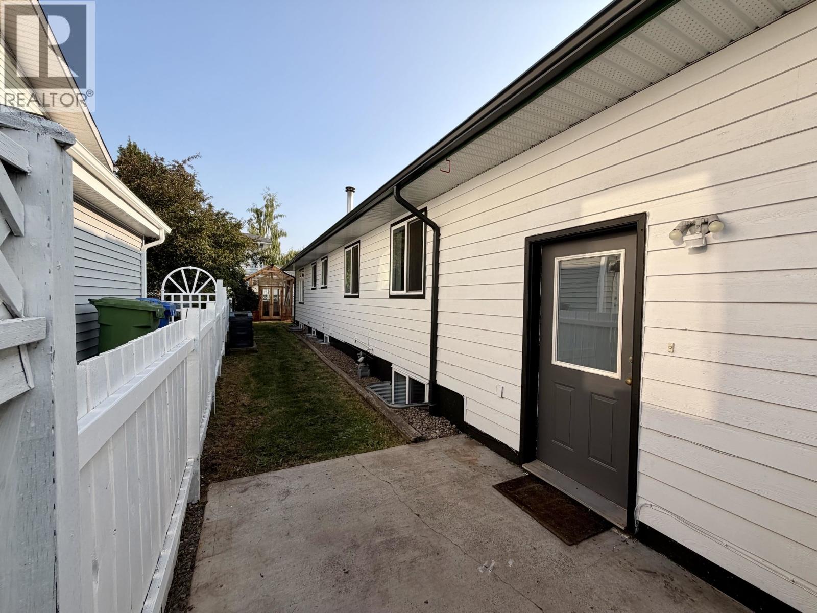 1411 Driftwood Crescent, Smithers, British Columbia  V0J 2N0 - Photo 32 - R3148888