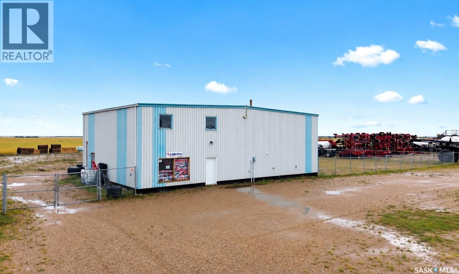 130 South Service Road, Balcarres, Saskatchewan  S0G 0A8 - Photo 2 - SK047538