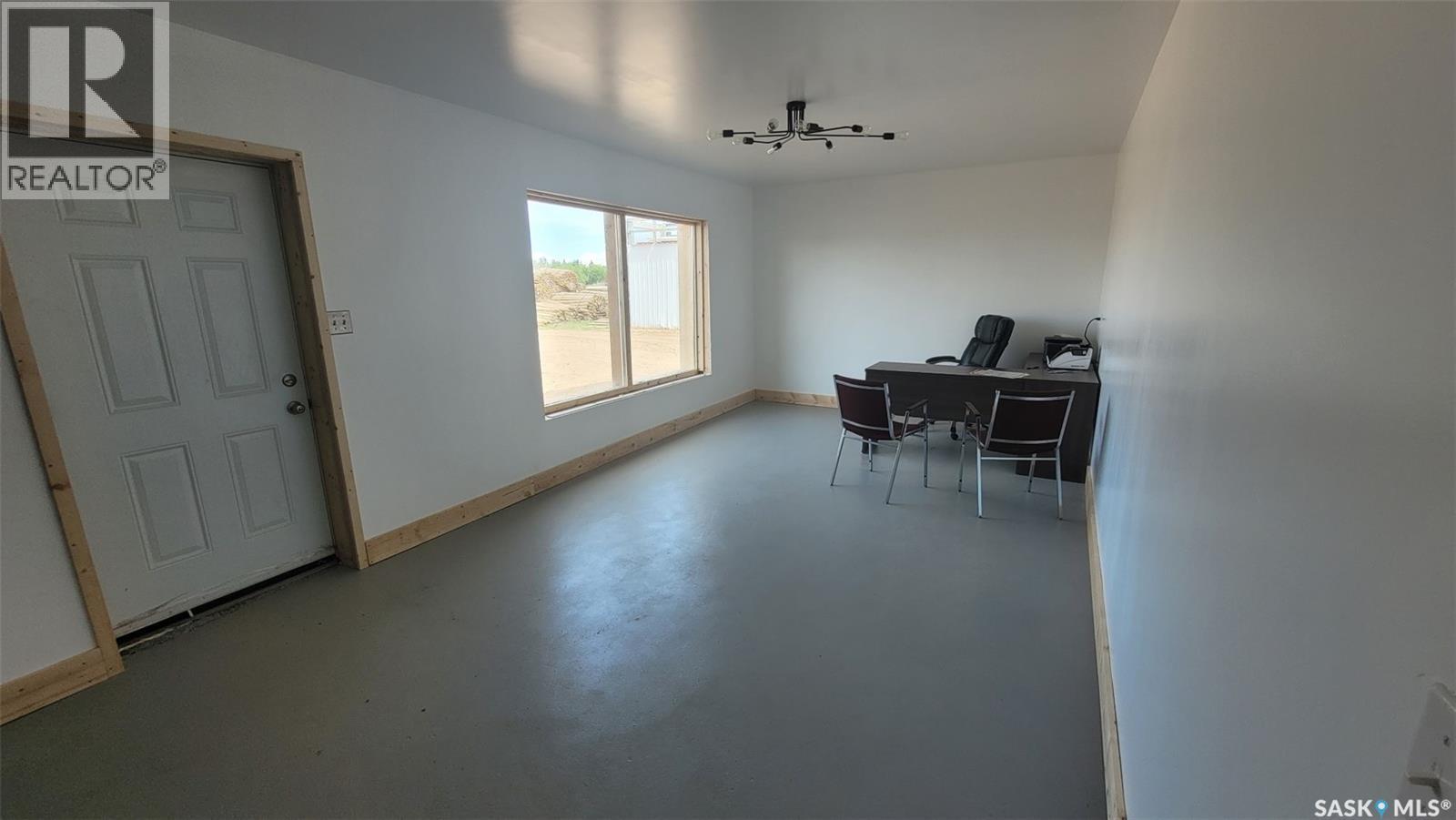 130 South Service Road, Balcarres, Saskatchewan  S0G 0A8 - Photo 8 - SK047538