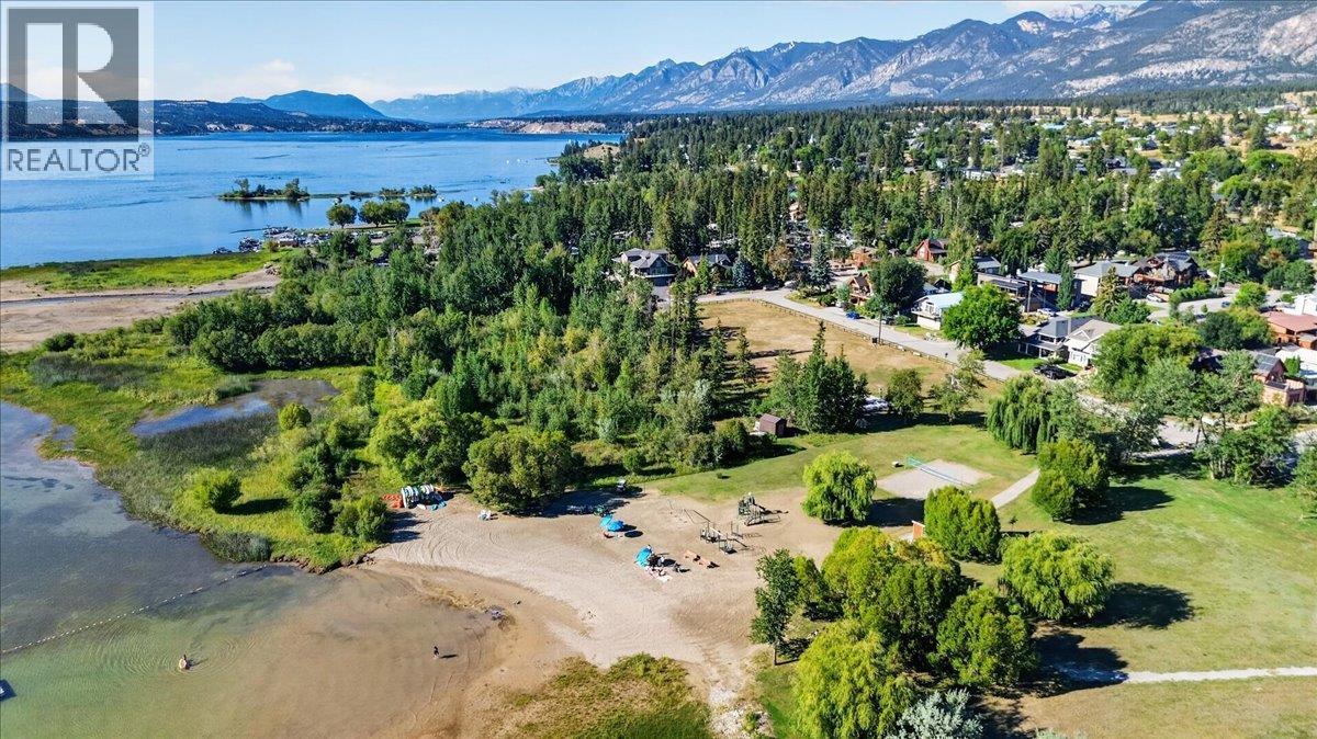1808 Tretheway Road, Windermere, British Columbia  V0B 2L2 - Photo 10 - 10398798