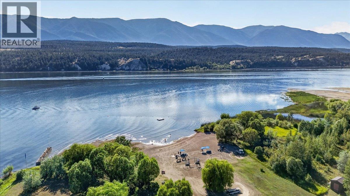 1808 Tretheway Road, Windermere, British Columbia  V0B 2L2 - Photo 5 - 10398798
