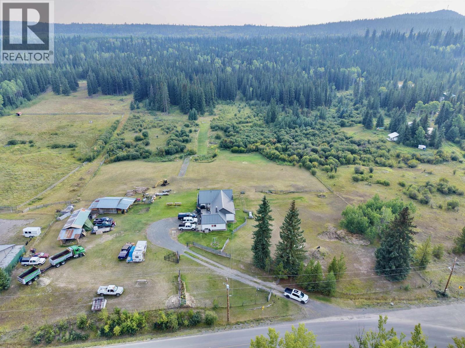 6630 Fawn Creek Road, 100 Mile House, British Columbia  V0K 2E0 - Photo 7 - R3161683