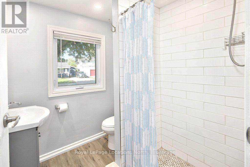 117 Albert Street, Collingwood, Ontario  L9Y 3Y3 - Photo 25 - S13746056