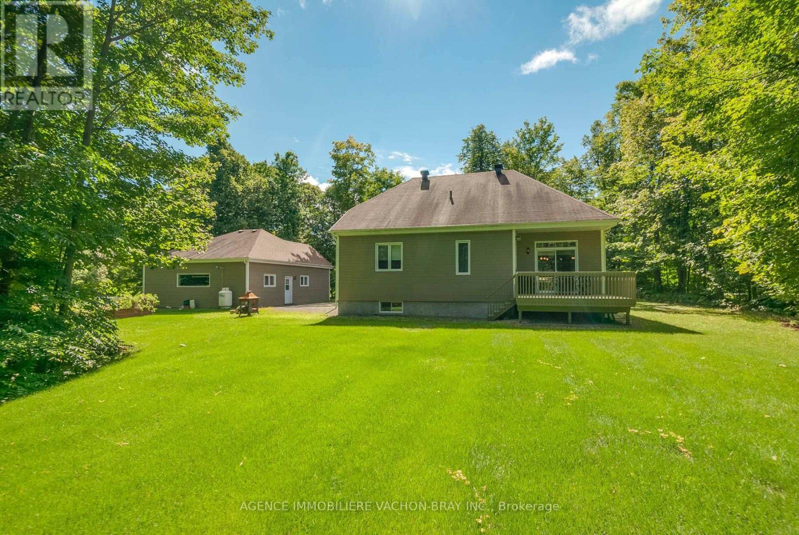 20233 Maple Road, South Glengarry, Ontario K0C 2J0 - Photo 6 - X13747034