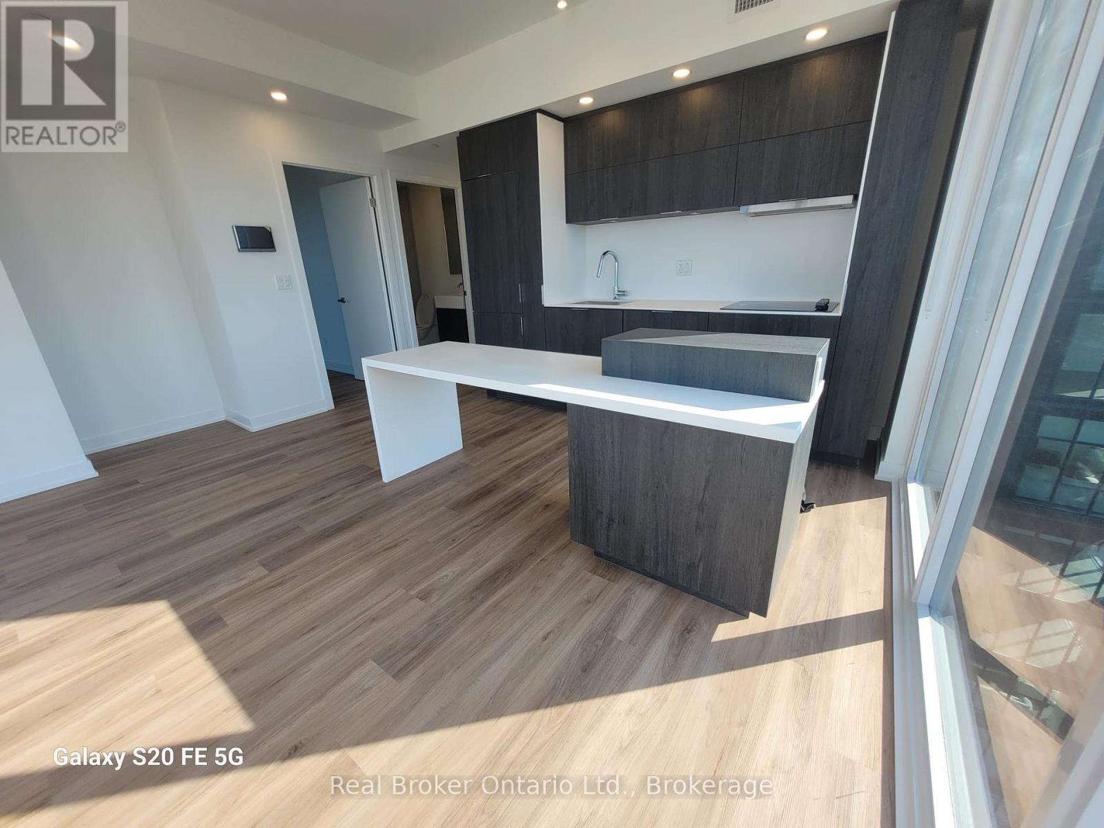 2202 - 370 Martha Street, Burlington, Ontario  L7R 0G9 - Photo 6 - W13747082