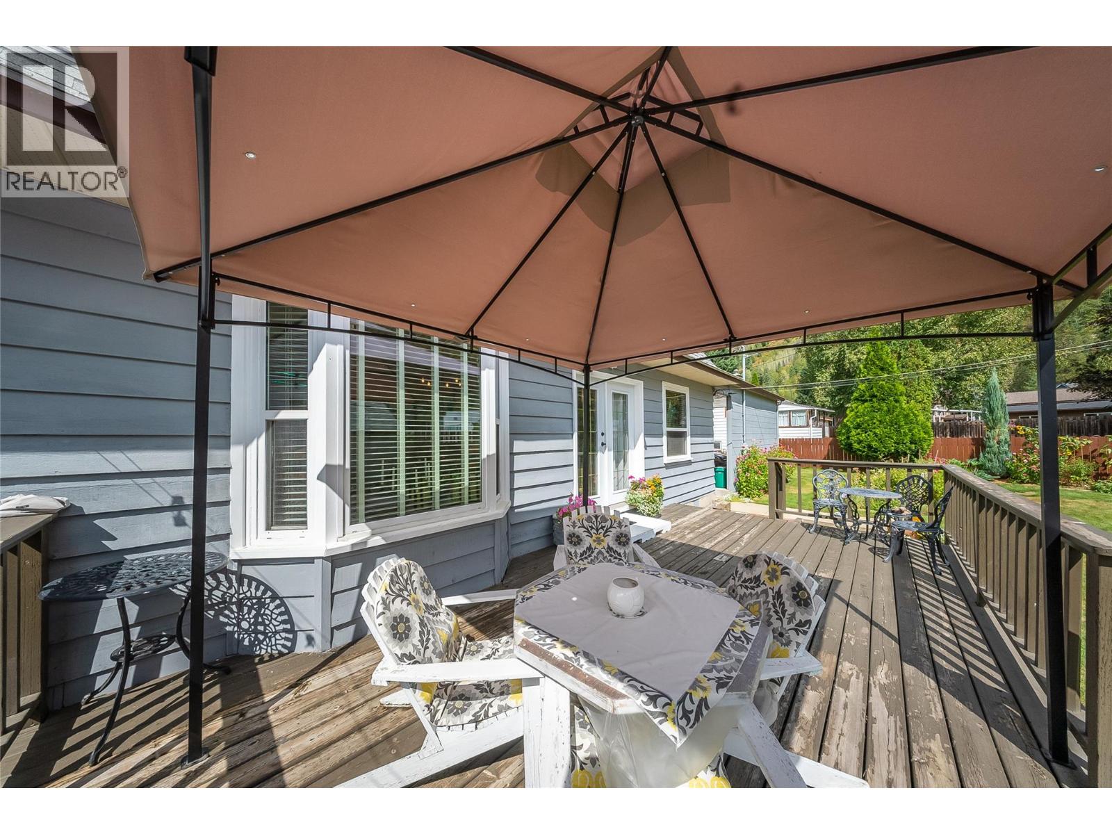 204 Diana Crescent, Trail, British Columbia  V1R 1A3 - Photo 37 - 10399688