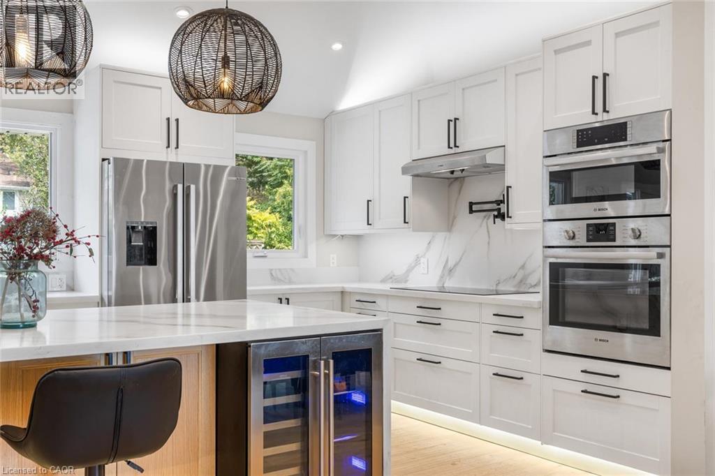 293 North Shore Boulevard E, Burlington, Ontario  L7T 1W8 - Photo 6 - 40859049