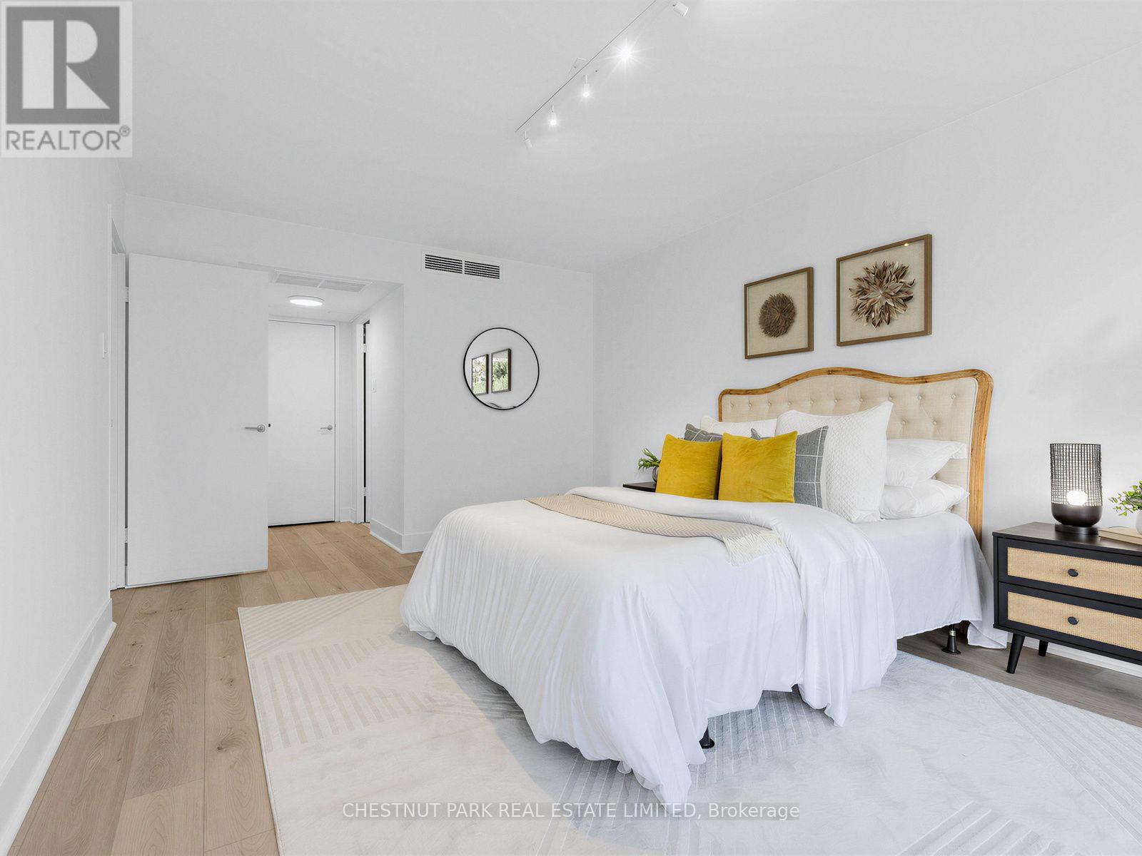 401 - 10 Avoca Avenue, Toronto, Ontario  M4T 2B7 - Photo 22 - C13746846