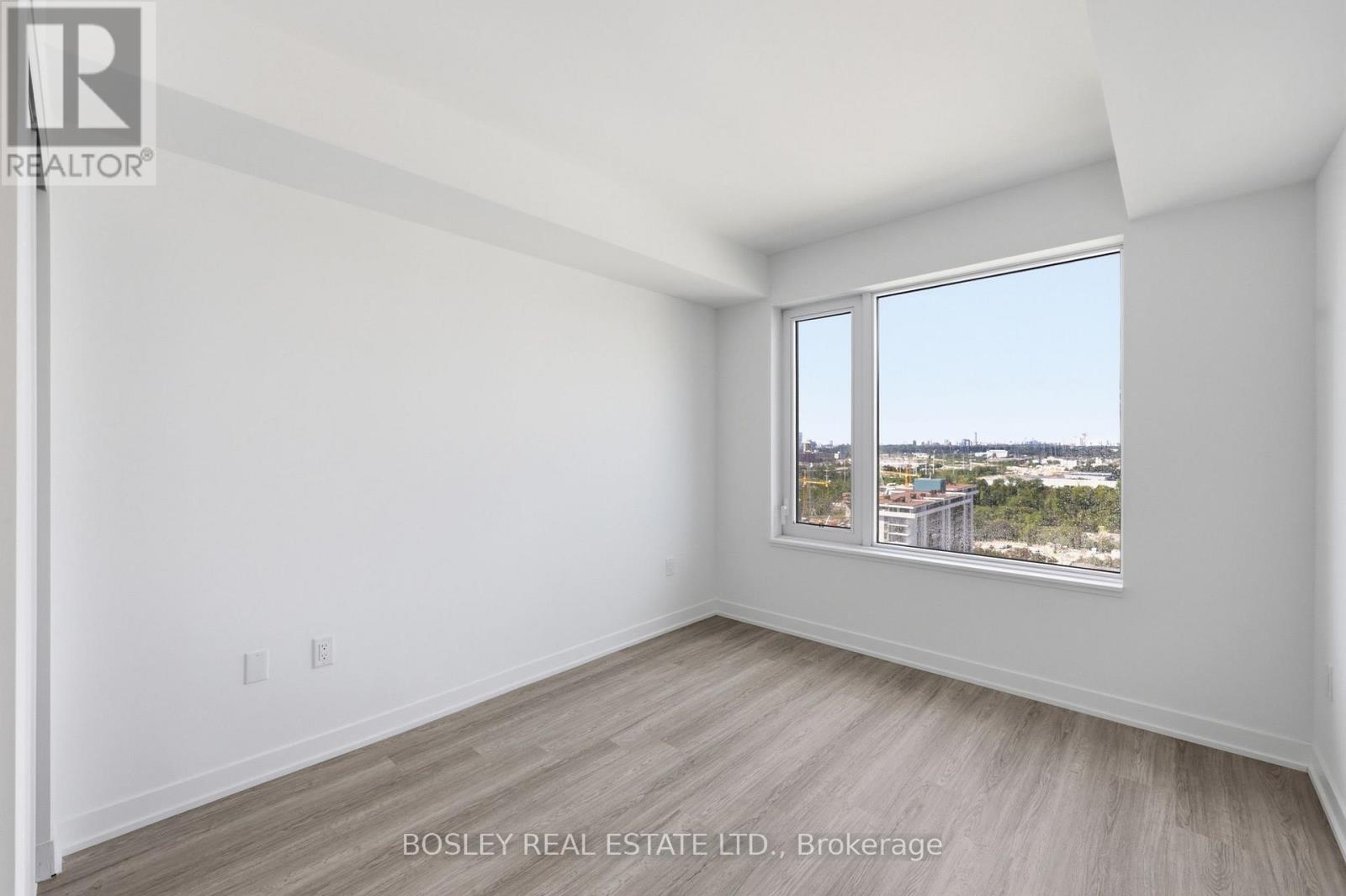 2302 - 15 David Salomon Drive, Toronto, Ontario  M3C 0T2 - Photo 15 - C13746972