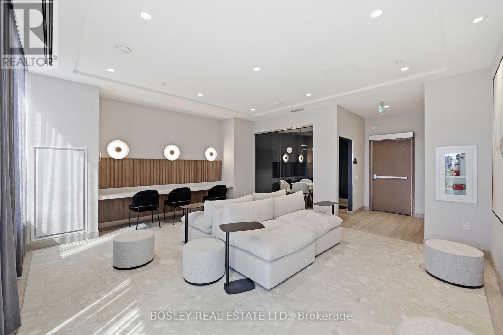 2302 - 15 David Salomon Drive, Toronto, Ontario  M3C 0T2 - Photo 22 - C13746972