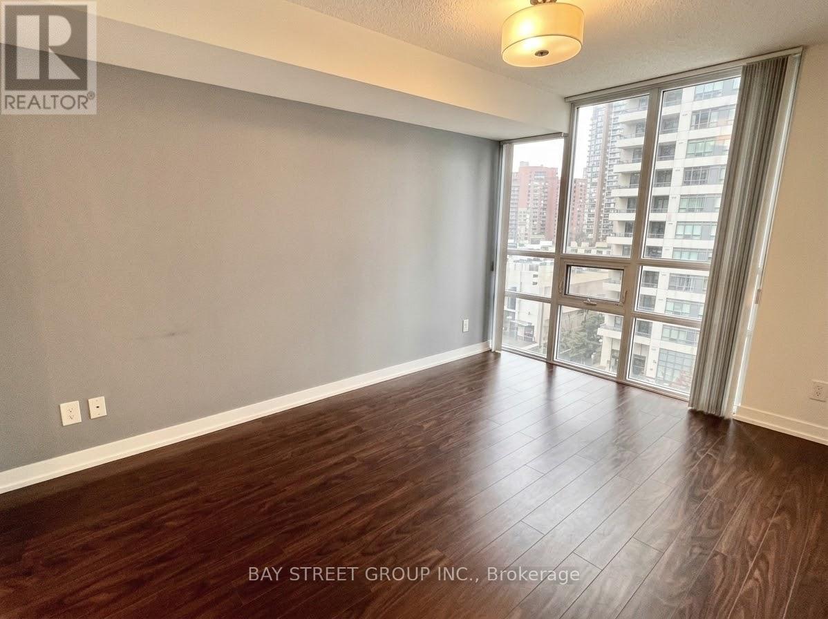 818 - 35 Hollywood Avenue, Toronto, Ontario  M2N 0A9 - Photo 4 - C13746986
