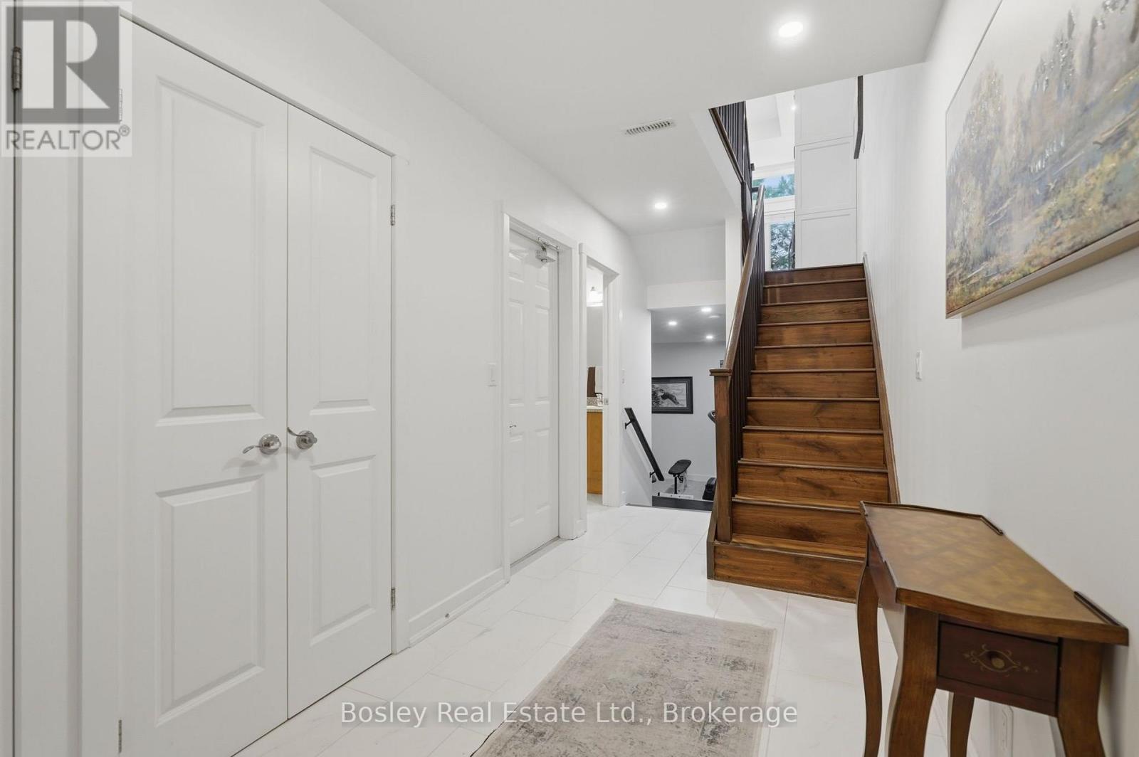 8 - 104 Farmgate Road, Blue Mountains, Ontario  L9Y 0L7 - Photo 3 - X13746892