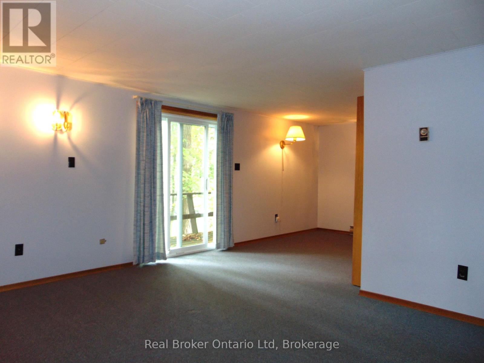 14 Emerson Avenue S, South Bruce Peninsula, Ontario  N0H 2G0 - Photo 8 - X13746898