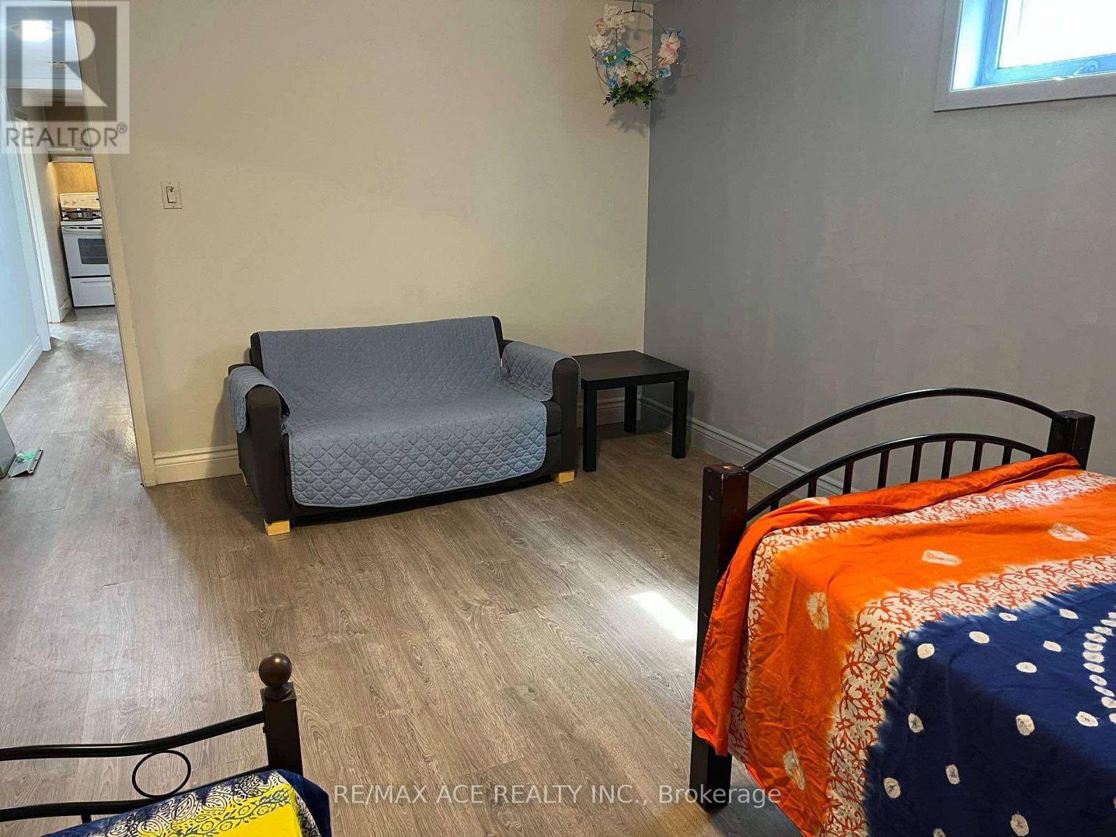 Bsmt - 127 Poplar Road, Toronto, Ontario  M1E 1Z5 - Photo 6 - E13746894