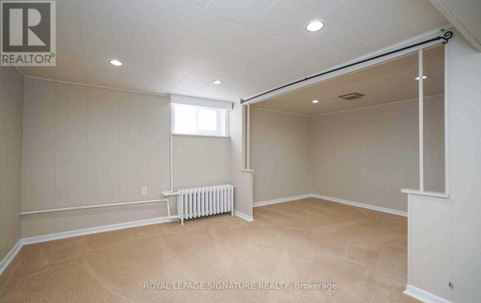 1076 Greenwood Avenue, Toronto, Ontario  M4J 4E3 - Photo 20 - E13747008