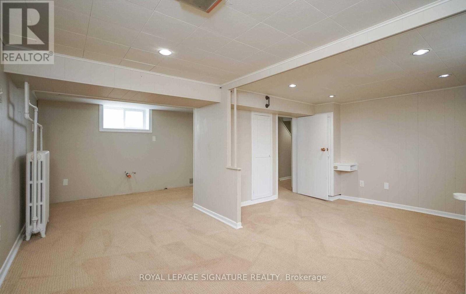 1076 Greenwood Avenue, Toronto, Ontario  M4J 4E3 - Photo 21 - E13747008