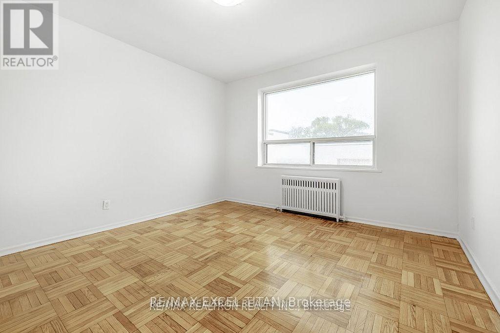 303 - 156 Kingston Road, Toronto, Ontario  M4L 1S7 - Photo 5 - E13747020