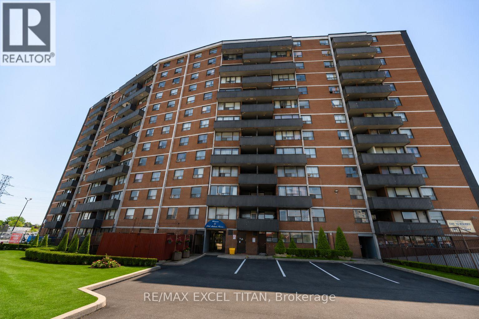 802 - 1385 MIDLAND AVENUE