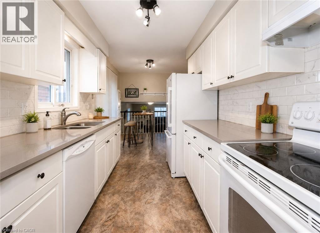 652 Jacob Lane Unit# A, Waterloo, Ontario  N2V 2G9 - Photo 13 - 40860239