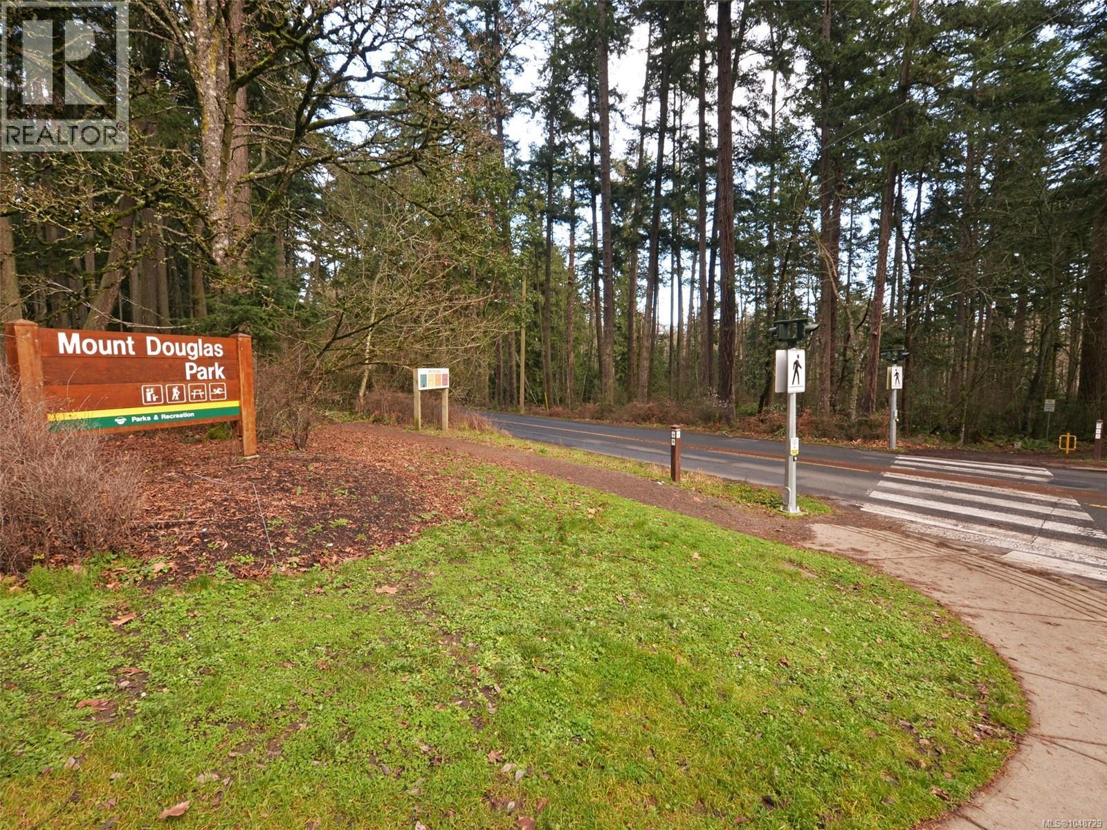 4468 Fairmont Pl, Saanich, British Columbia  V8N 4R3 - Photo 47 - 1048729