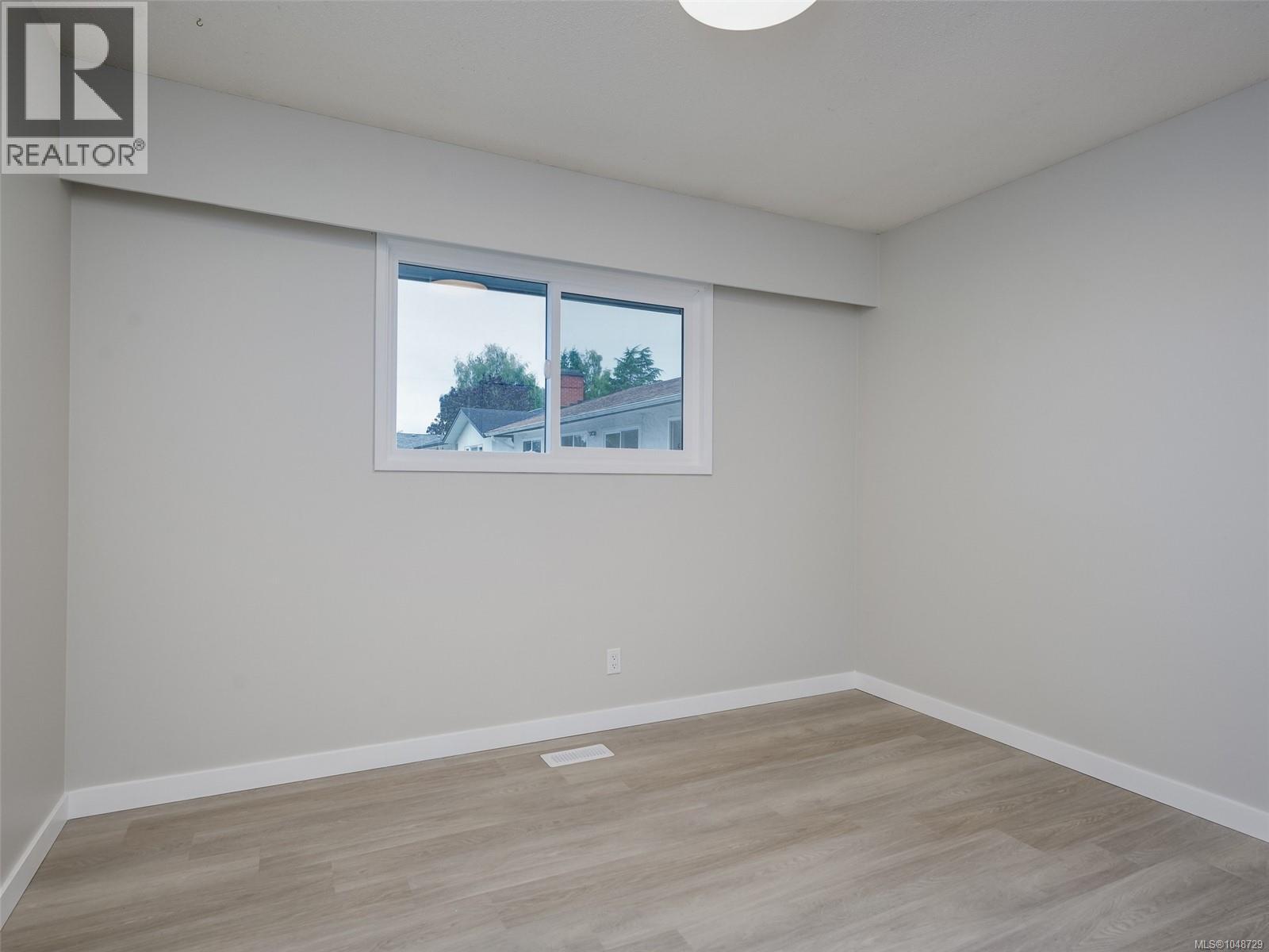 4468 Fairmont Pl, Saanich, British Columbia  V8N 4R3 - Photo 17 - 1048729
