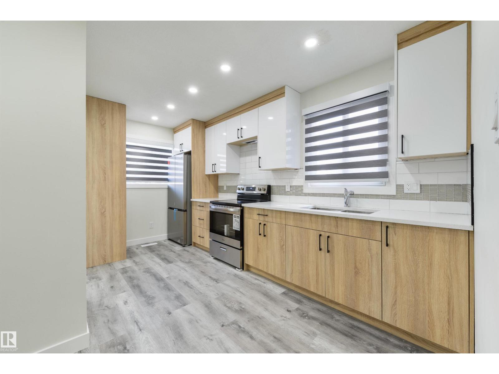 8019 141 Av NW, Edmonton, Alberta  T5C 2N8 - Photo 1 - E4507174