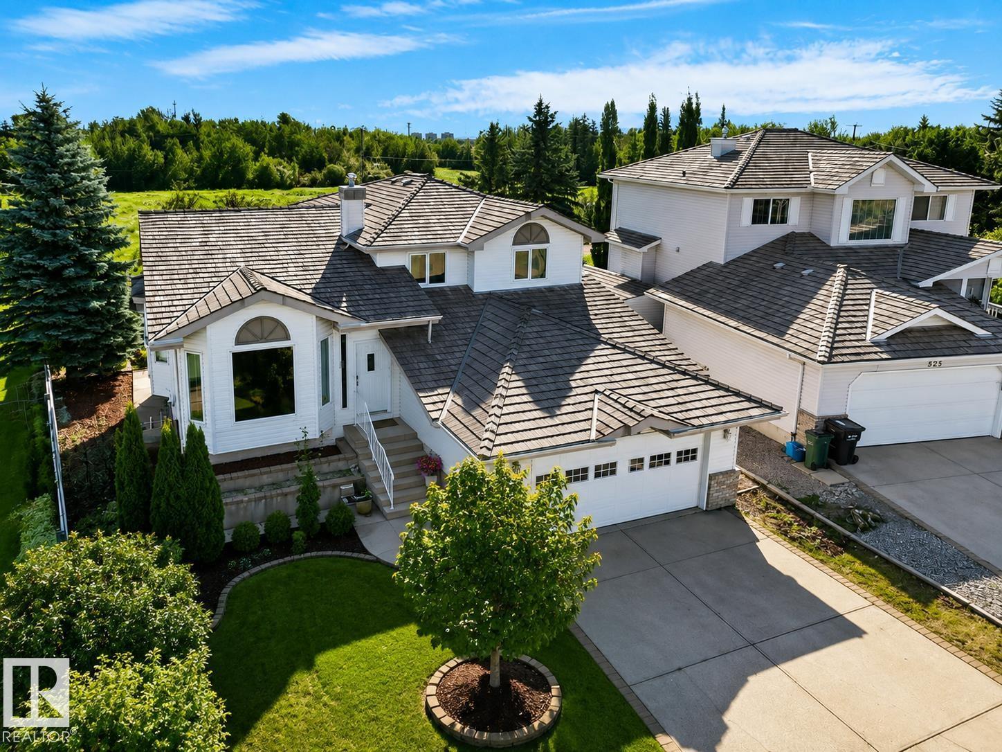 535 PARDEE BAY NW, Edmonton, Alberta