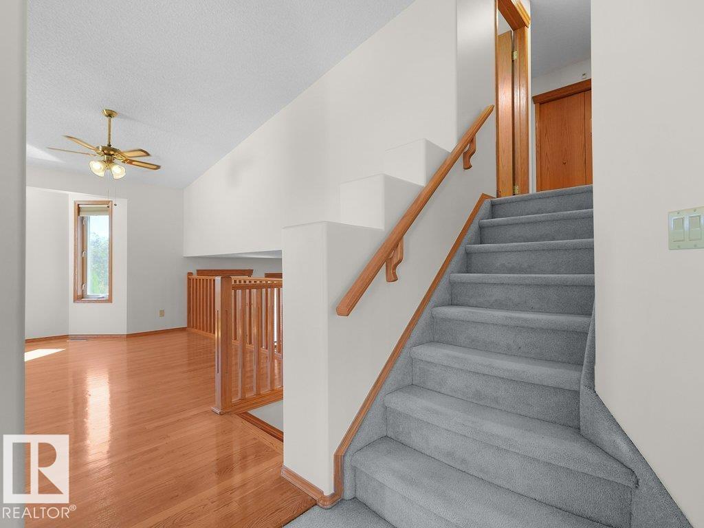 535 Pardee Bay Nw, Edmonton, Alberta  T5T 5Y9 - Photo 19 - E4507176