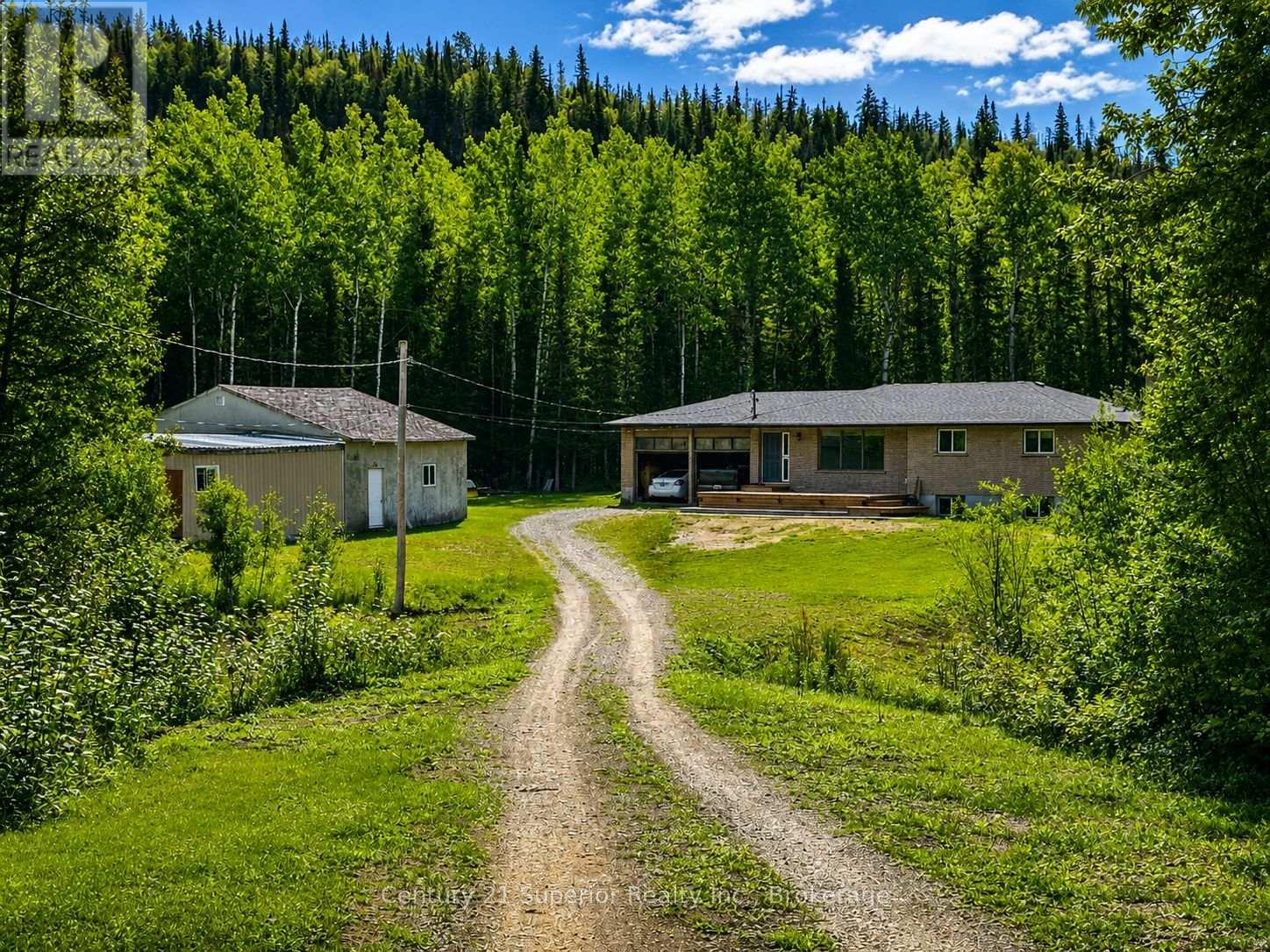 3445 Hwy 588 Highway S, Thunder Bay Remote Area, Ontario  P0T 2K0 - Photo 2 - X13746922