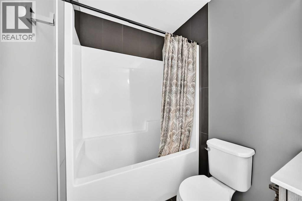 2, 111 Rainbow Falls Gate, Chestermere, Alberta T1X 0Z4 - Photo 35 - A2338372
