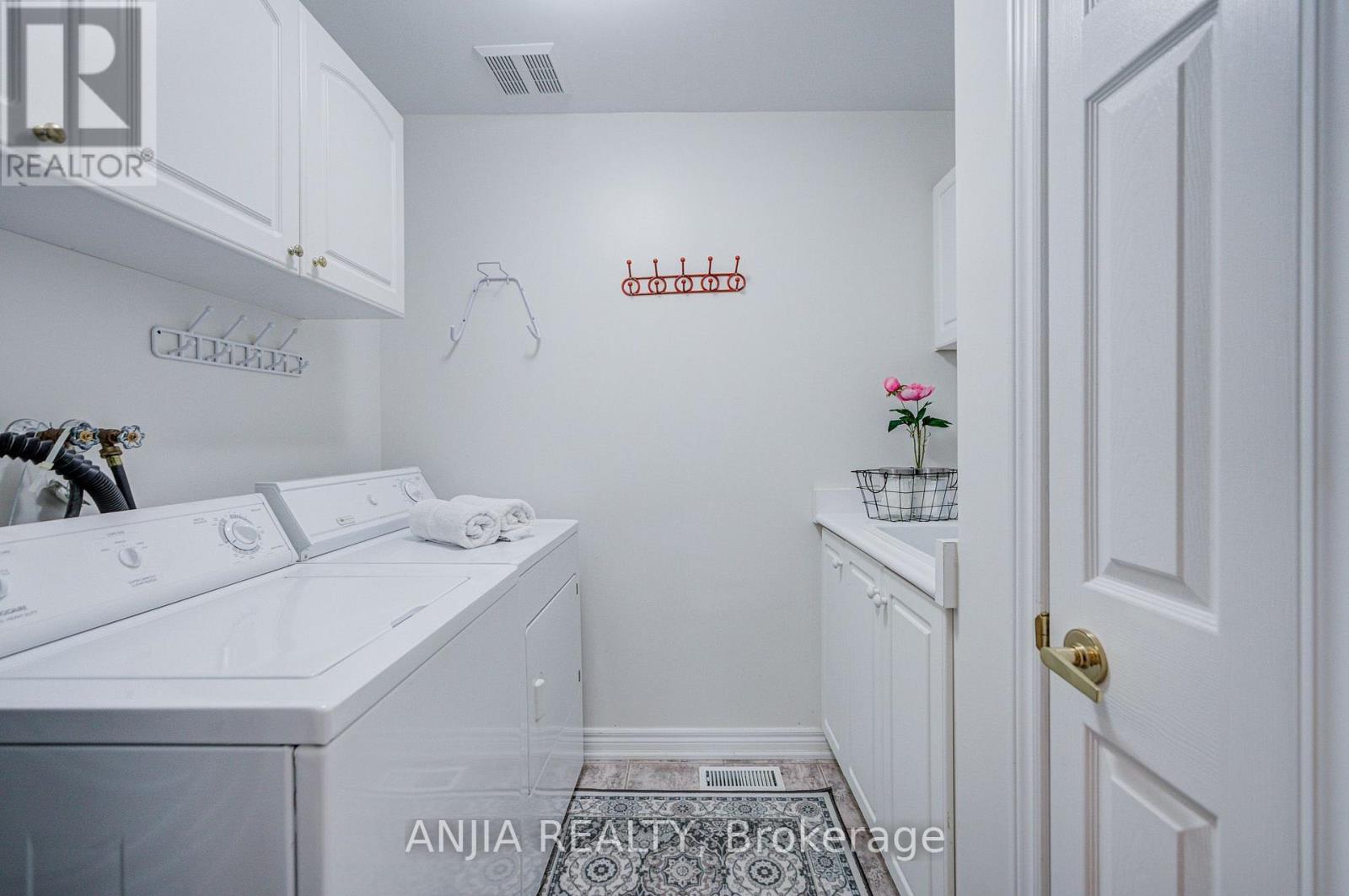 52 Augusta Drive Way, Markham, Ontario L6E 1B5 - Photo 25 - N13746860