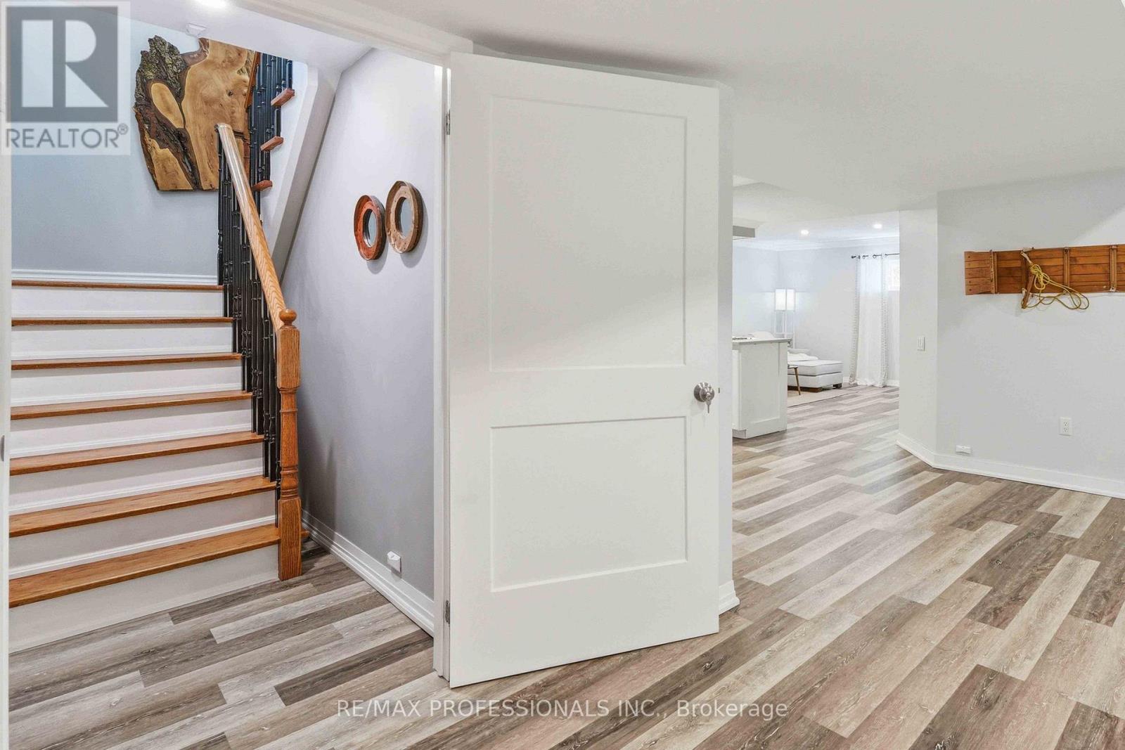 101 Maple Avenue, Georgina, Ontario  L0E 1R0 - Photo 28 - N13746900