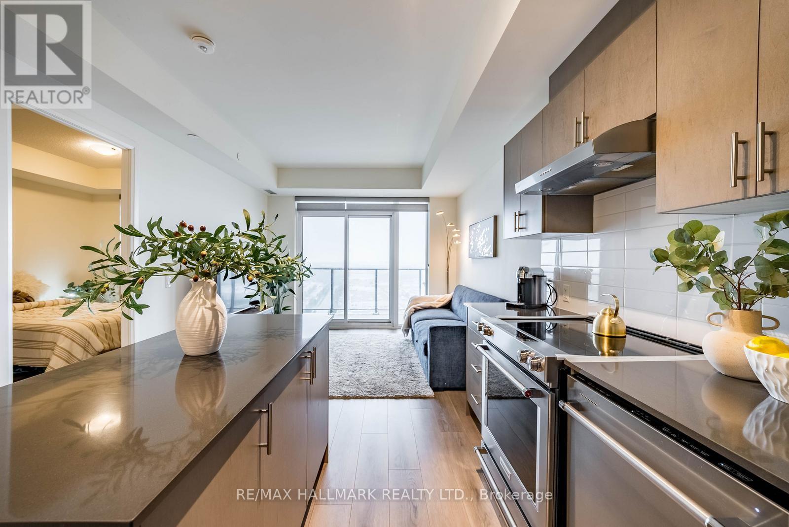 1706 - 8960 Jane Street, Vaughan (Vellore Village), Ontario  L4K 0N9 - Photo 7 - N13747014