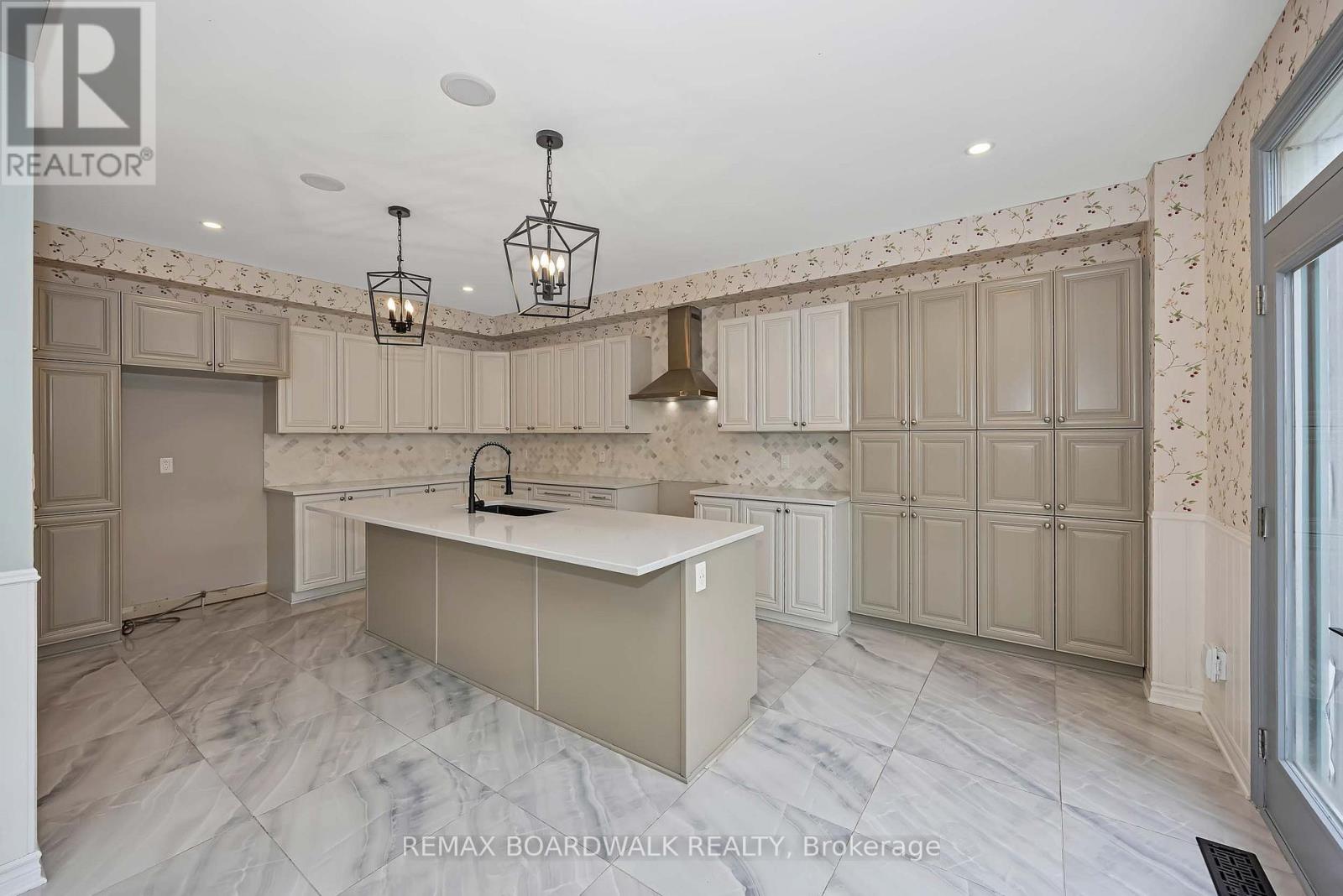 648 Decoeur Drive, Ottawa, Ontario  K4A 1G4 - Photo 15 - X13746916