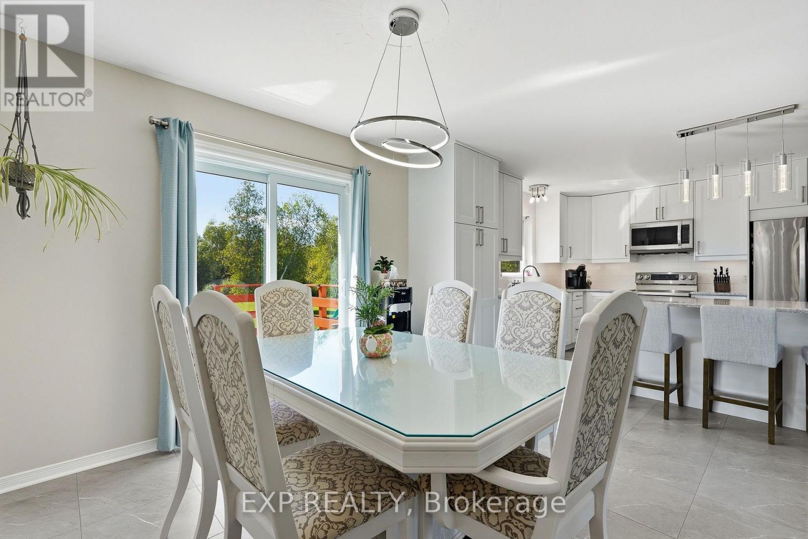120 St Thomas Road, Russell, Ontario  K0A 3H0 - Photo 15 - X13747078