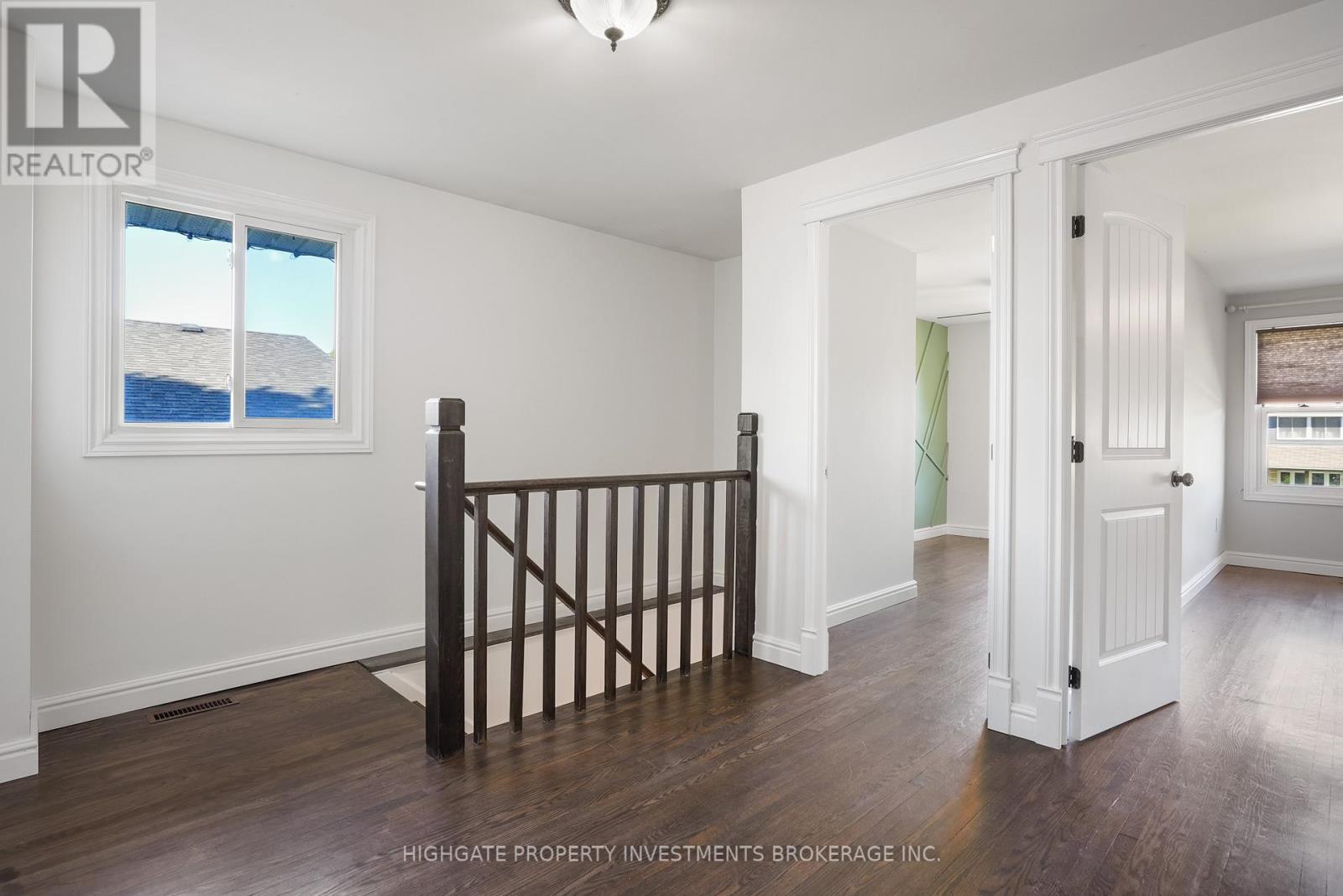 Upper - 85 Daphne Crescent, Barrie (Cundles East), Ontario  L4M 2Y7 - Photo 12 - S13746890