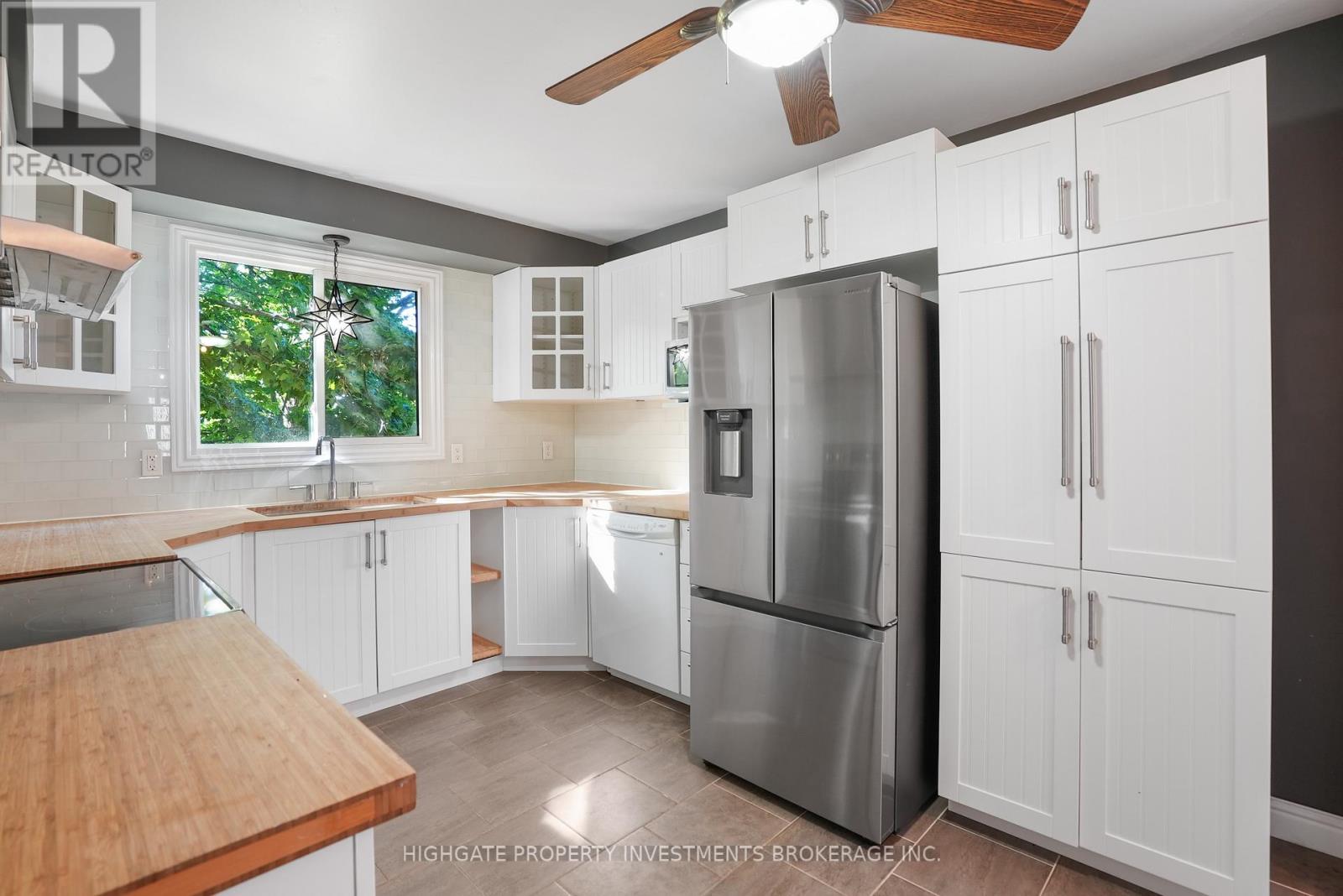 Upper - 85 Daphne Crescent, Barrie (Cundles East), Ontario  L4M 2Y7 - Photo 4 - S13746890