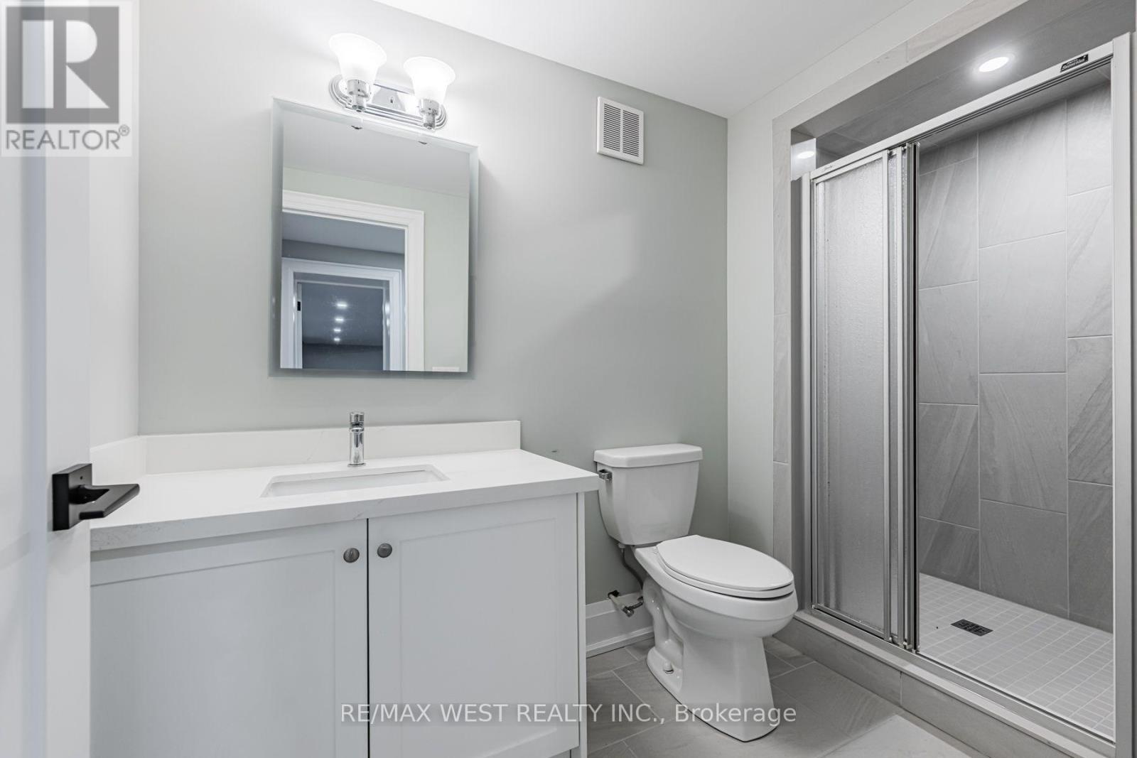 2292 Shore Lane, Wasaga Beach, Ontario  L9Z 2X6 - Photo 24 - S13747030