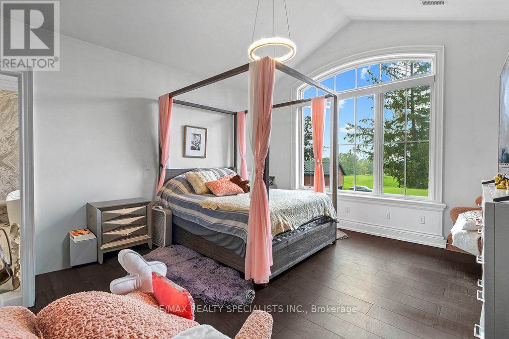 5026 No 2 Side Road, Burlington, Ontario  L7M 0T4 - Photo 31 - W13746834