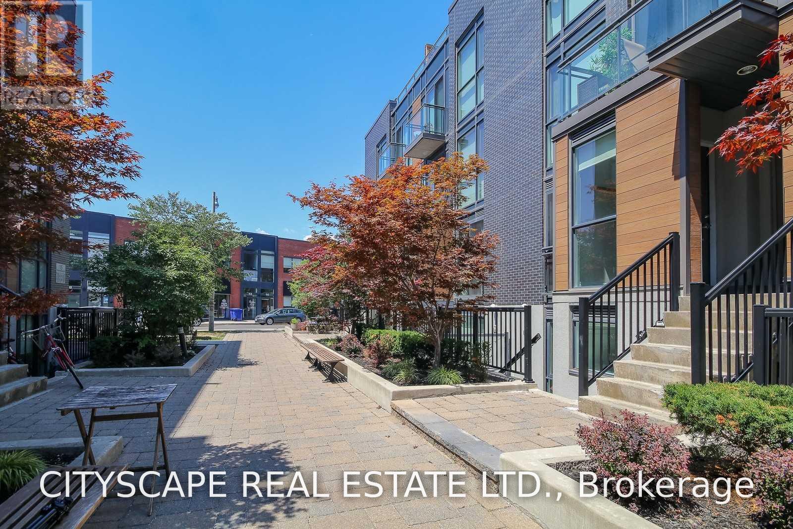 702 - 57 Macaulay Avenue, Toronto, Ontario  M6P 3P5 - Photo 16 - W13746884