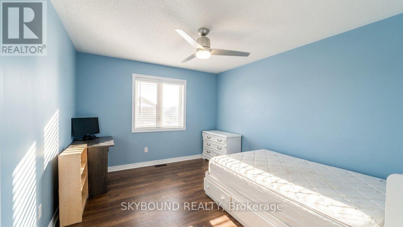 3777 Quiet Creek Drive, Mississauga, Ontario  L5M 8A9 - Photo 13 - W13746888