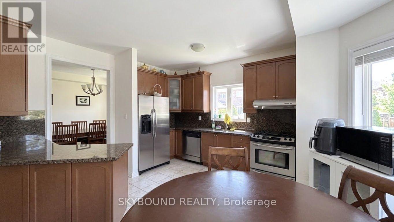 3777 Quiet Creek Drive, Mississauga, Ontario  L5M 8A9 - Photo 20 - W13746888