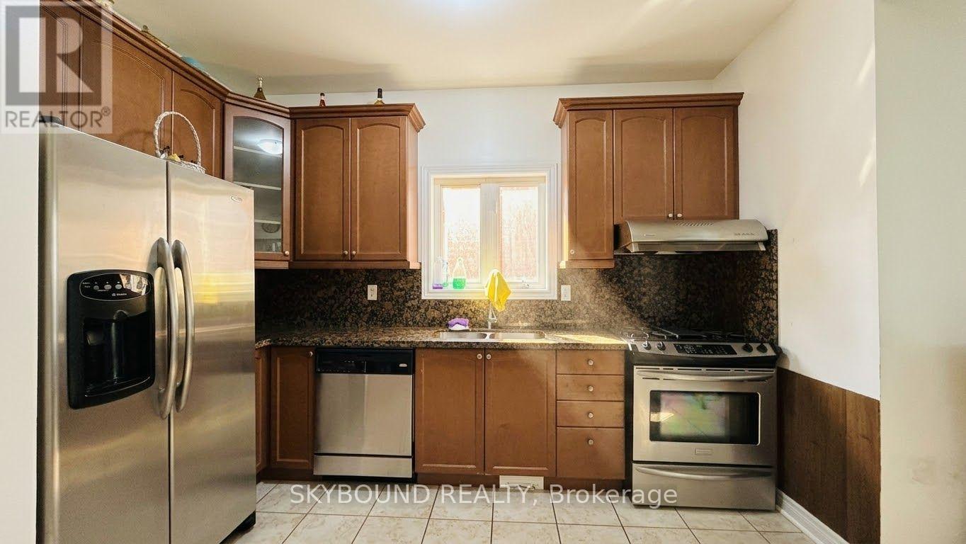 3777 Quiet Creek Drive, Mississauga, Ontario  L5M 8A9 - Photo 21 - W13746888