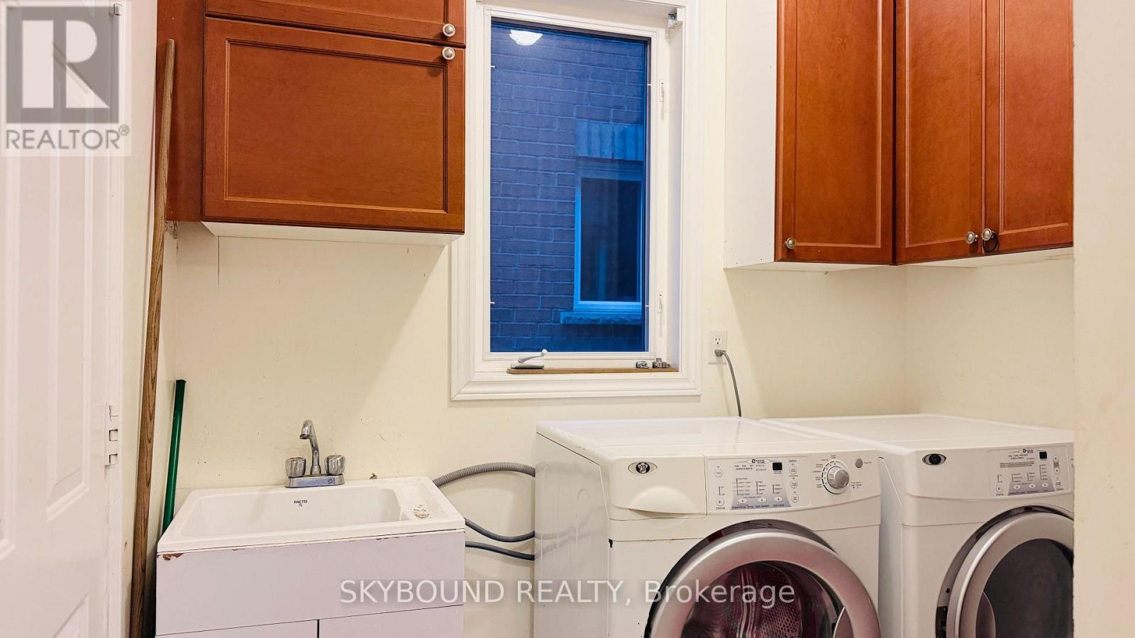 3777 Quiet Creek Drive, Mississauga, Ontario  L5M 8A9 - Photo 25 - W13746888