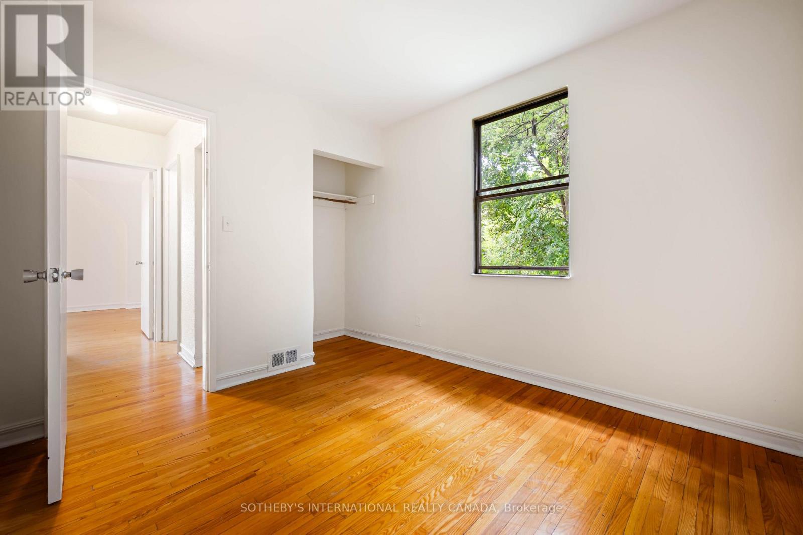 2050 Russett Road, Mississauga, Ontario  L4Y 1B9 - Photo 26 - W13746936