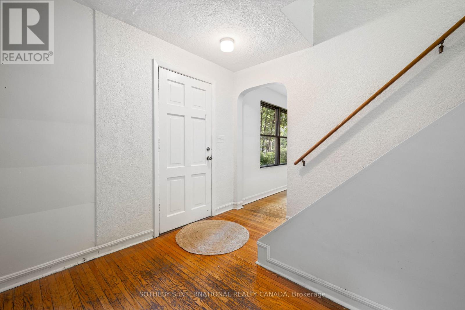 2050 Russett Road, Mississauga, Ontario  L4Y 1B9 - Photo 5 - W13746936
