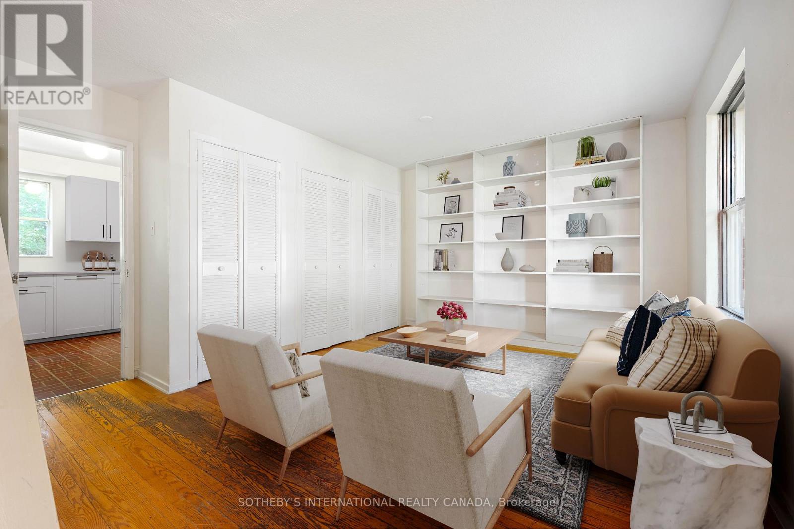 2050 Russett Road, Mississauga, Ontario  L4Y 1B9 - Photo 6 - W13746936