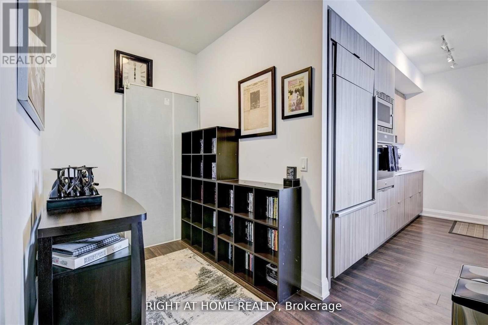 1803 - 56 Annie Craig Drive, Toronto, Ontario  M8V 0C5 - Photo 11 - W13746942